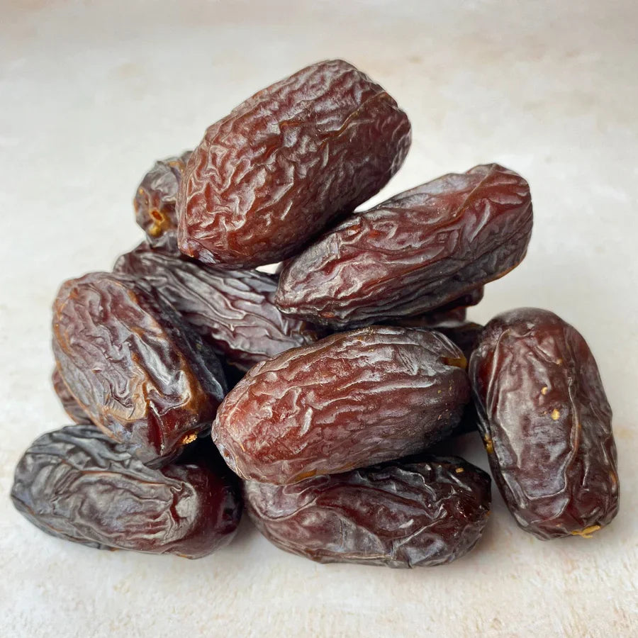 Premium Medjool Palestine Dates l تمر المجهول